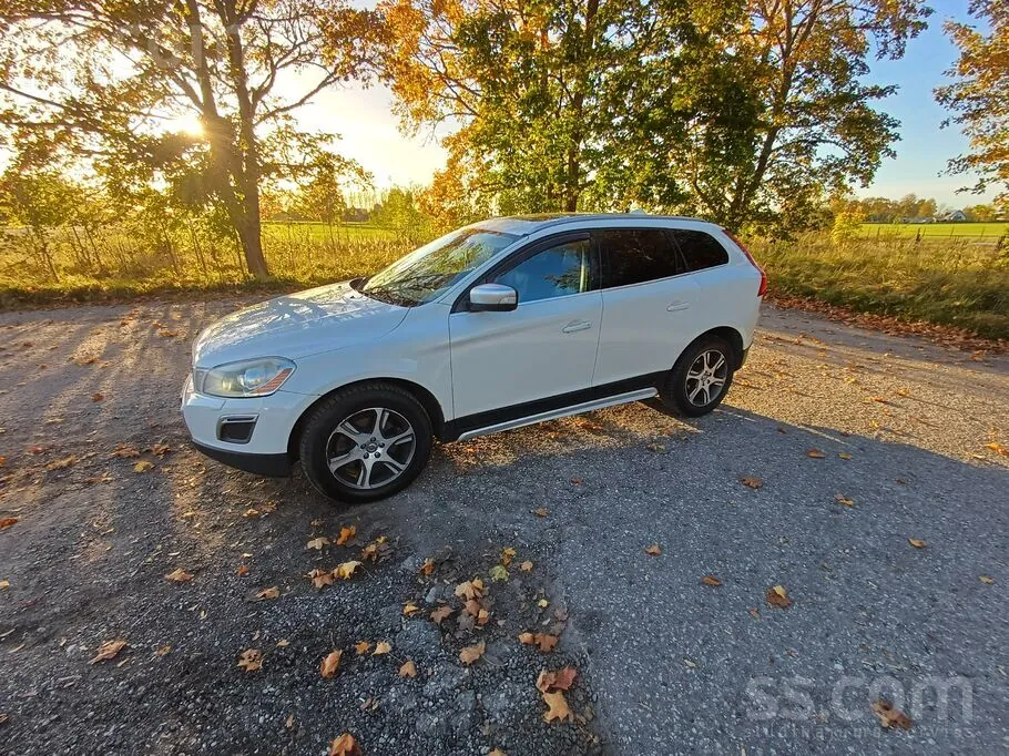 Volvo Xc 60 2010 photo 2
