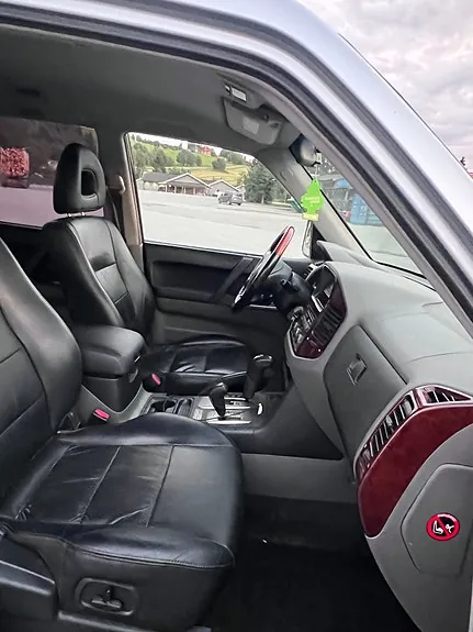 Mitsubishi Pajero 2004 photo 5
