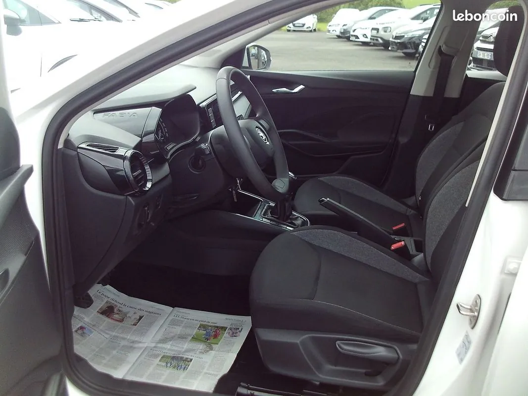 Skoda Fabia 2022 photo 5