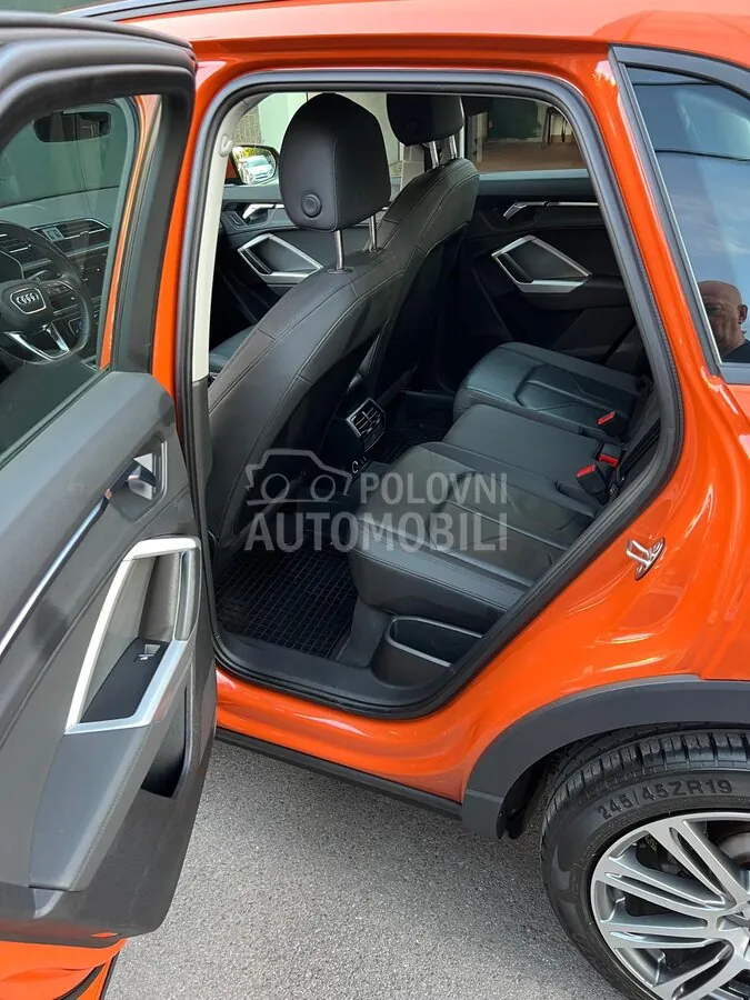 Audi Q3 2019 photo 4