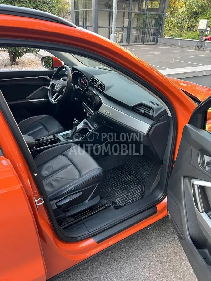 Audi Q3 2019 photo 5