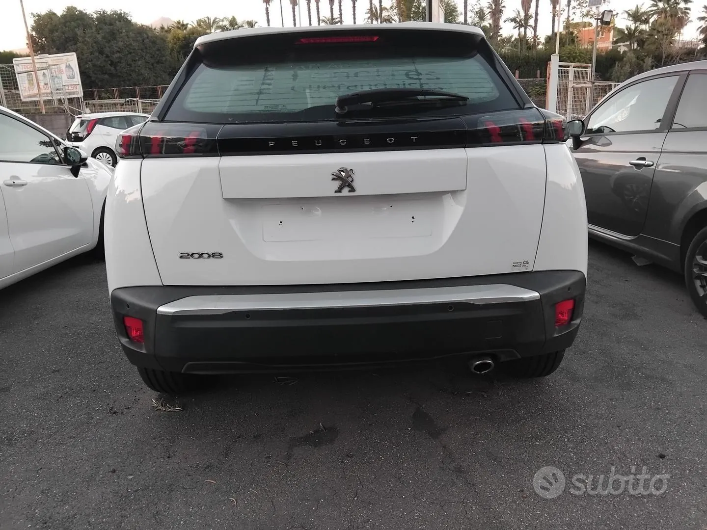 Peugeot 2008 2021 photo 2