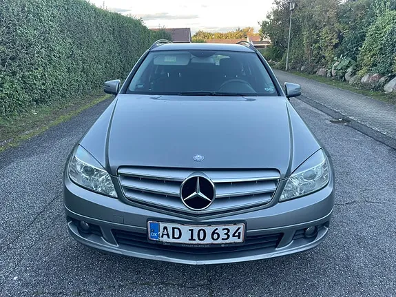 Mercedes-Benz C200