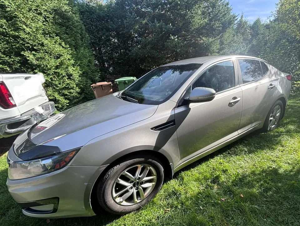Kia Optima 2013 photo 2