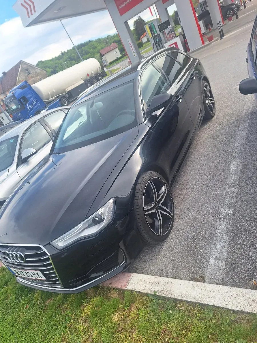 Audi A6 2015 photo 2