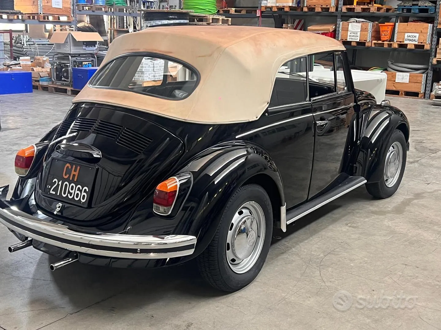 Volkswagen Maggiolone Cabrio 1970 photo 2