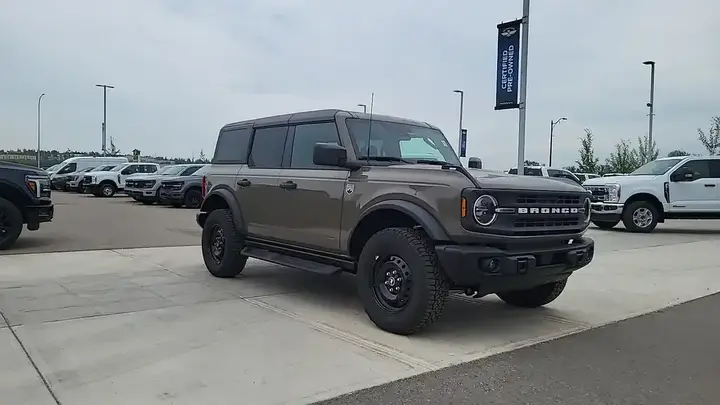 Ford Bronco 2026 photo 2