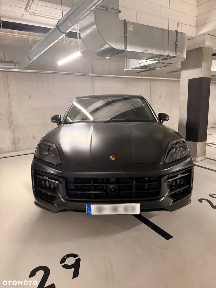 Porsche Cayenne 2025 photo 2