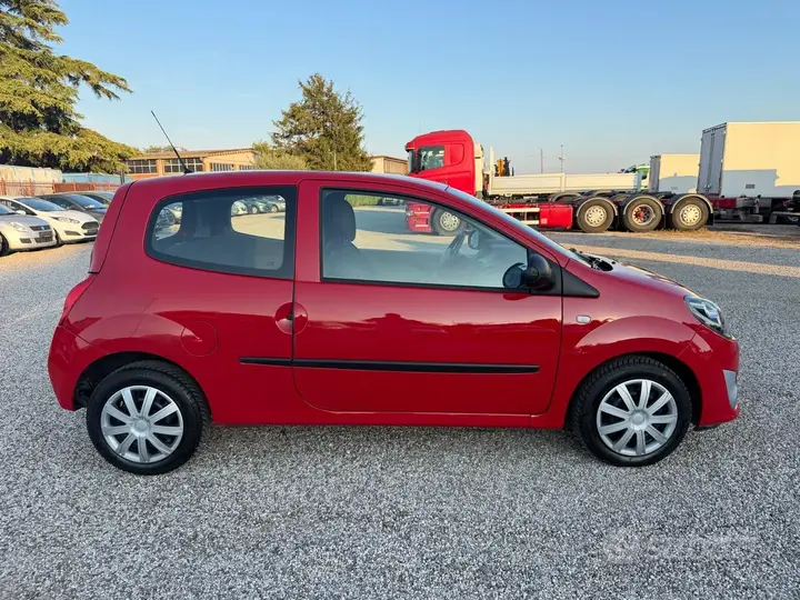 Renault Twingo 2009 photo 4