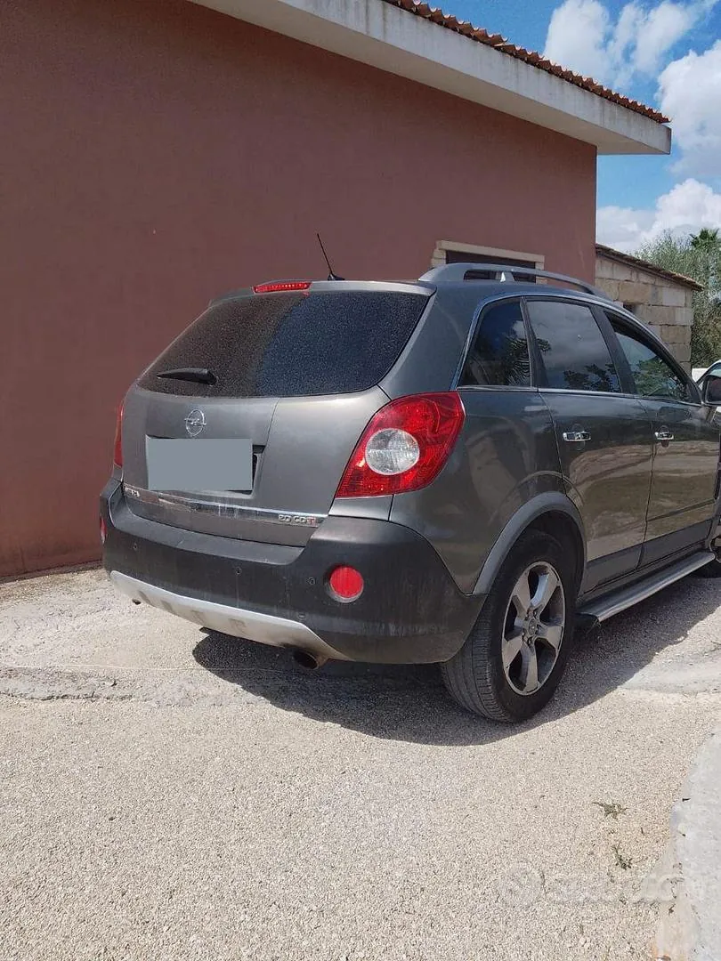 Opel Antara 2009 photo 2