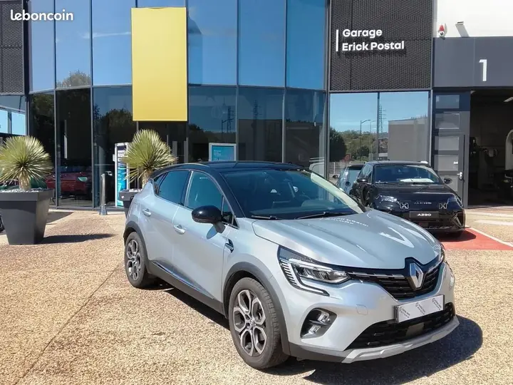 Renault Captur 2022 photo 3