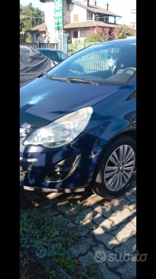 Opel Corsa 2011 photo 3