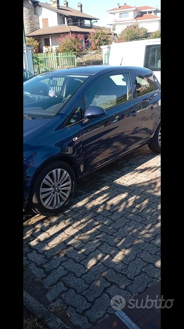 Opel Corsa 2011 photo 4