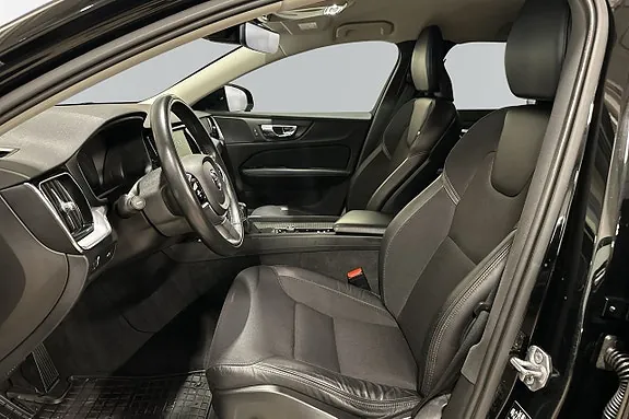 Volvo V60 Cross Country 2019 photo 5