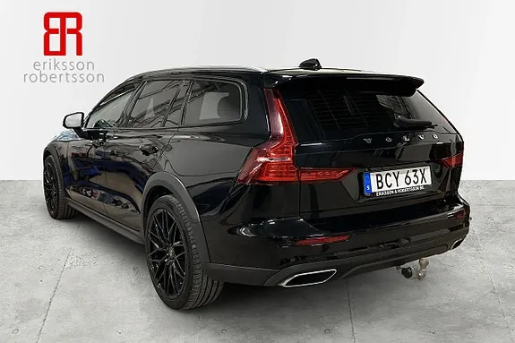 Volvo V60 Cross Country 2019 photo 3