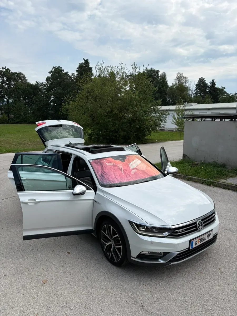 Volkswagen Passat 2016 photo 2