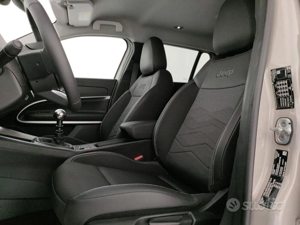 Jeep Avenger 2025 photo 5