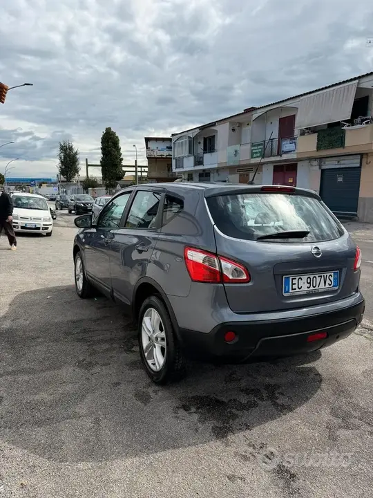 Nissan Qashqai 2010 photo 4