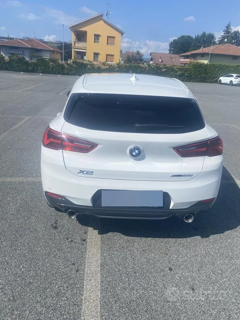 BMW X2