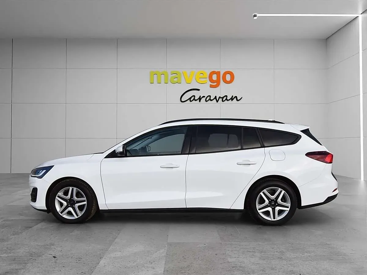 Ford Focus 2022 photo 3