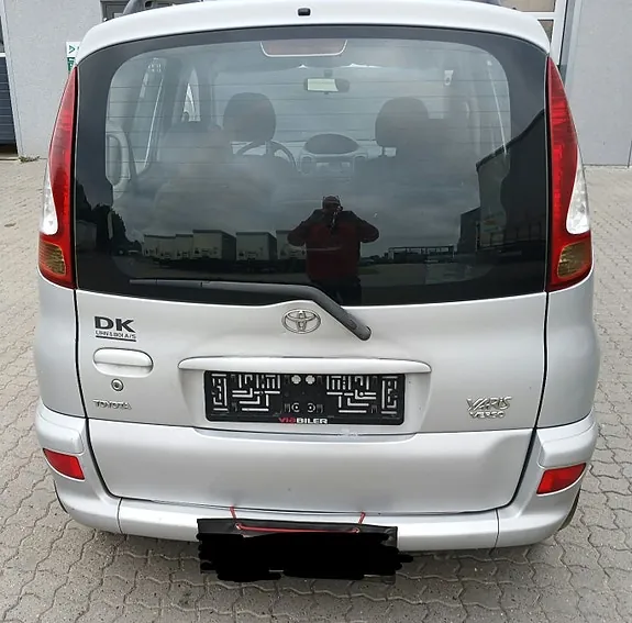 Toyota Yaris 2005 photo 5