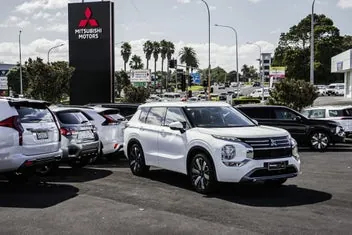 Mitsubishi Outlander 2026 photo 5