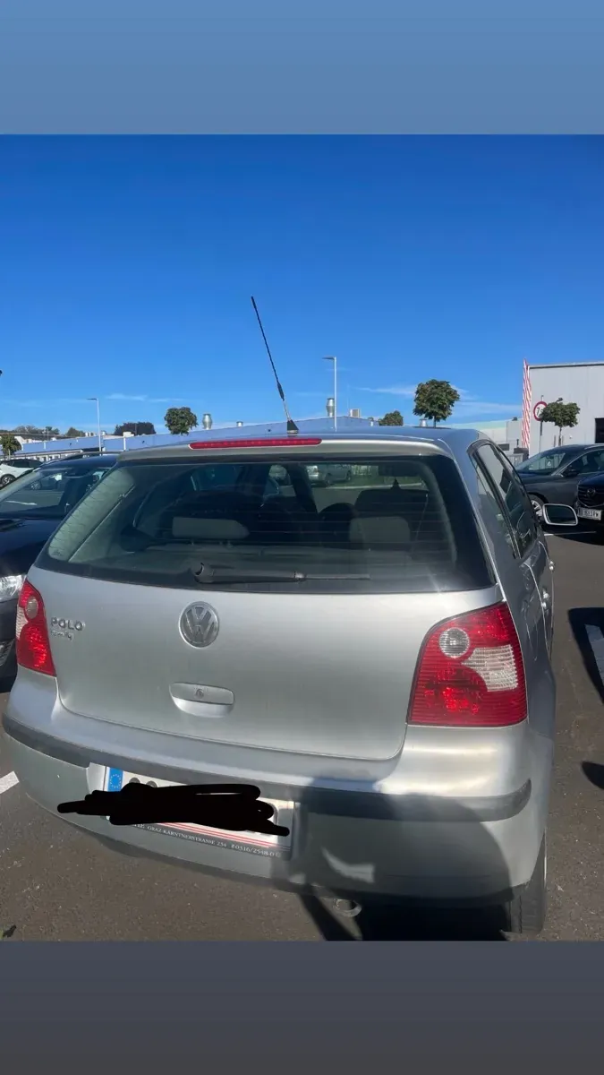 Volkswagen Polo 2003 photo 2
