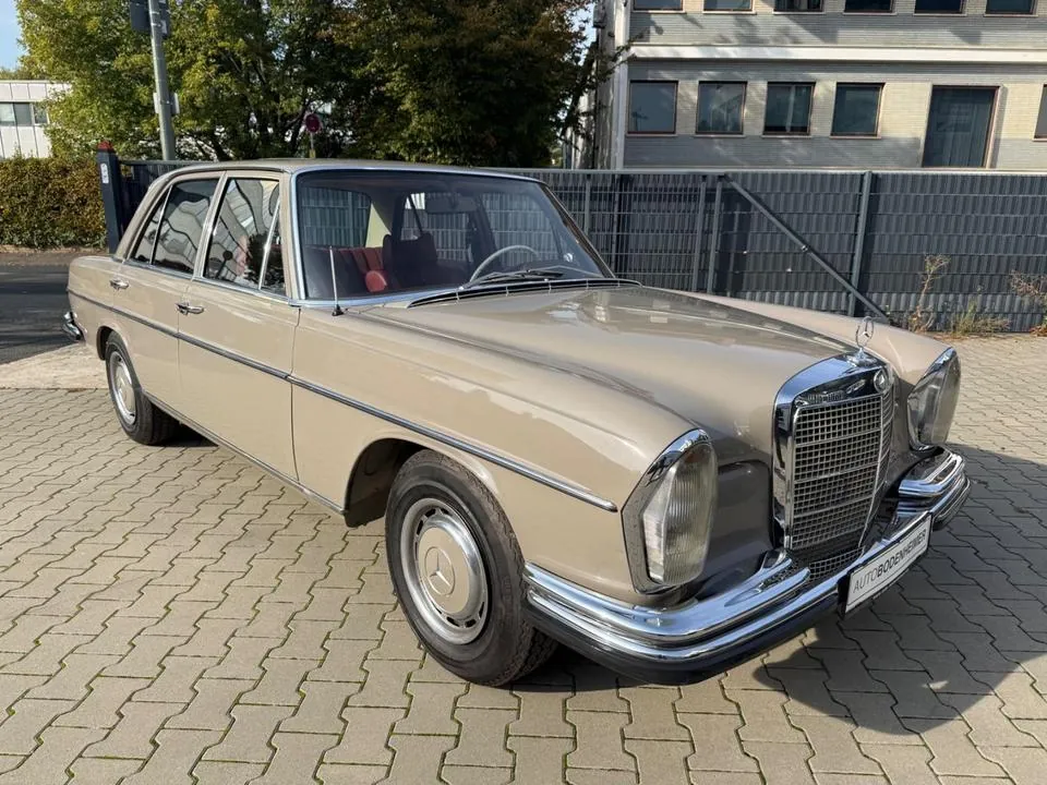 Mercedes-Benz 280 S