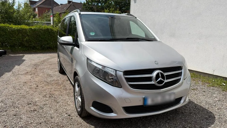 Mercedes-Benz V-Class