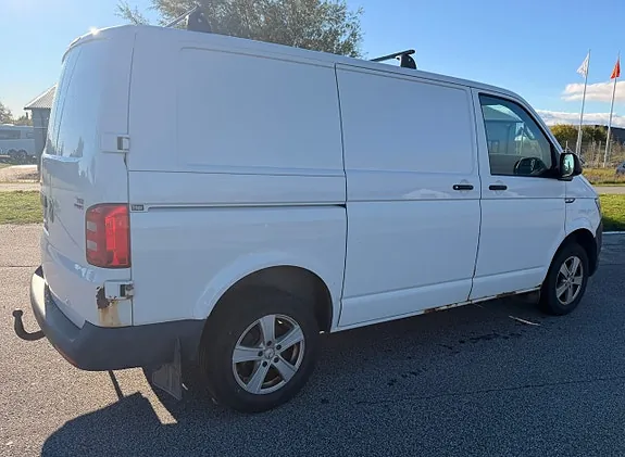 Volkswagen Transporter 2016 photo 2