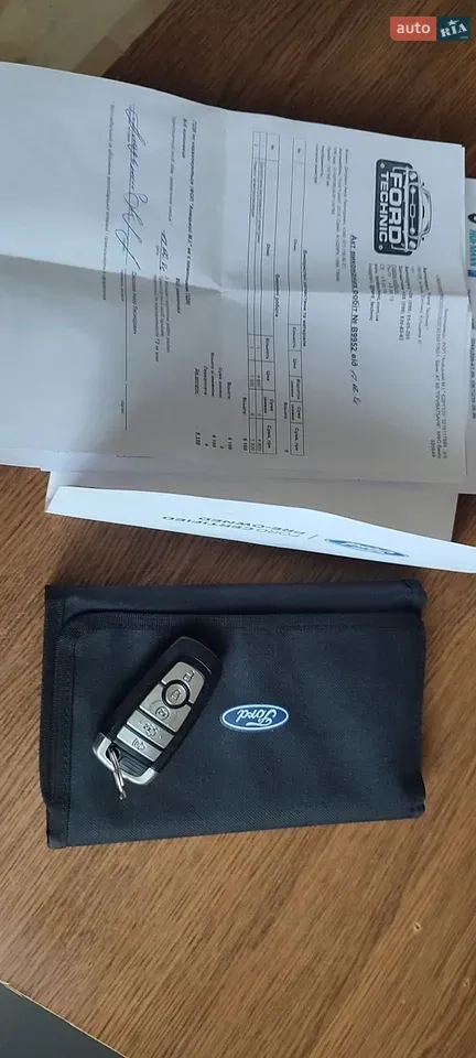 Ford Fusion 2017 photo 2