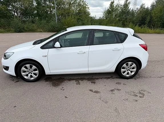 Opel Astra 2015 photo 5