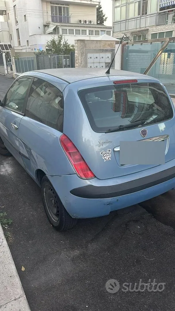 Lancia Ypsilon 2005 photo 2