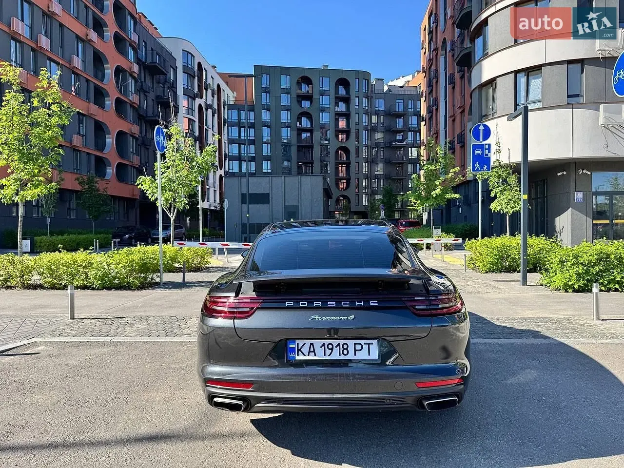 Porsche Panamera 2018 photo 5