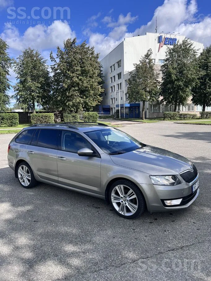 Skoda Octavia 2015 photo 2