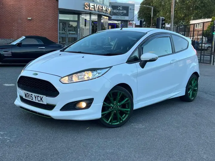 Ford Fiesta 2015 photo 3