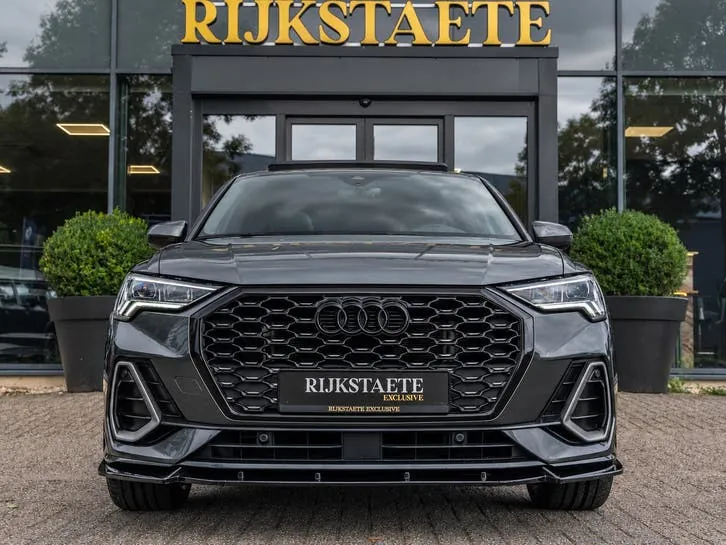 Audi Q3 2021 photo 3