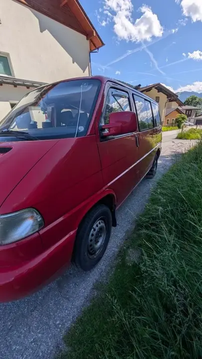 Volkswagen T4 1998 photo 2