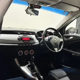 Alfa Romeo Giulietta 2014 photo 4