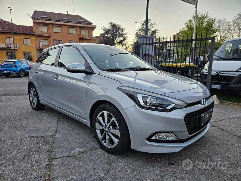 Hyundai I20 2017 photo 3