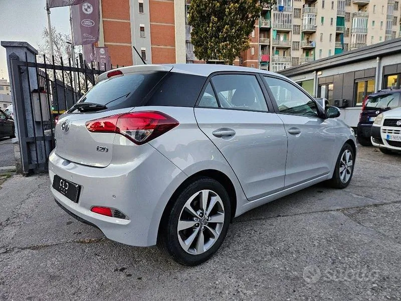 Hyundai I20 2017 photo 4