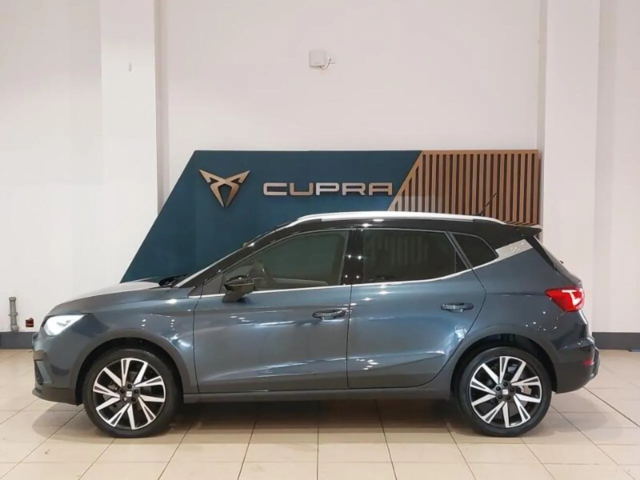 Seat Arona 2023 photo 4