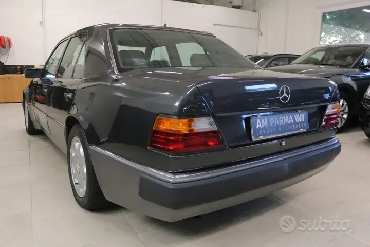 Mercedes-Benz 500E 1992 photo 4