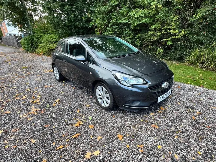 Vauxhall Corsa 2017 photo 2