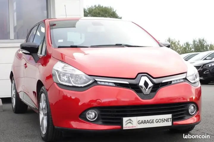 Renault Clio 2014 photo 2