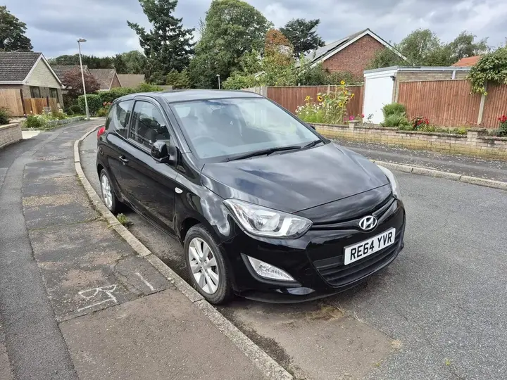 Hyundai I20