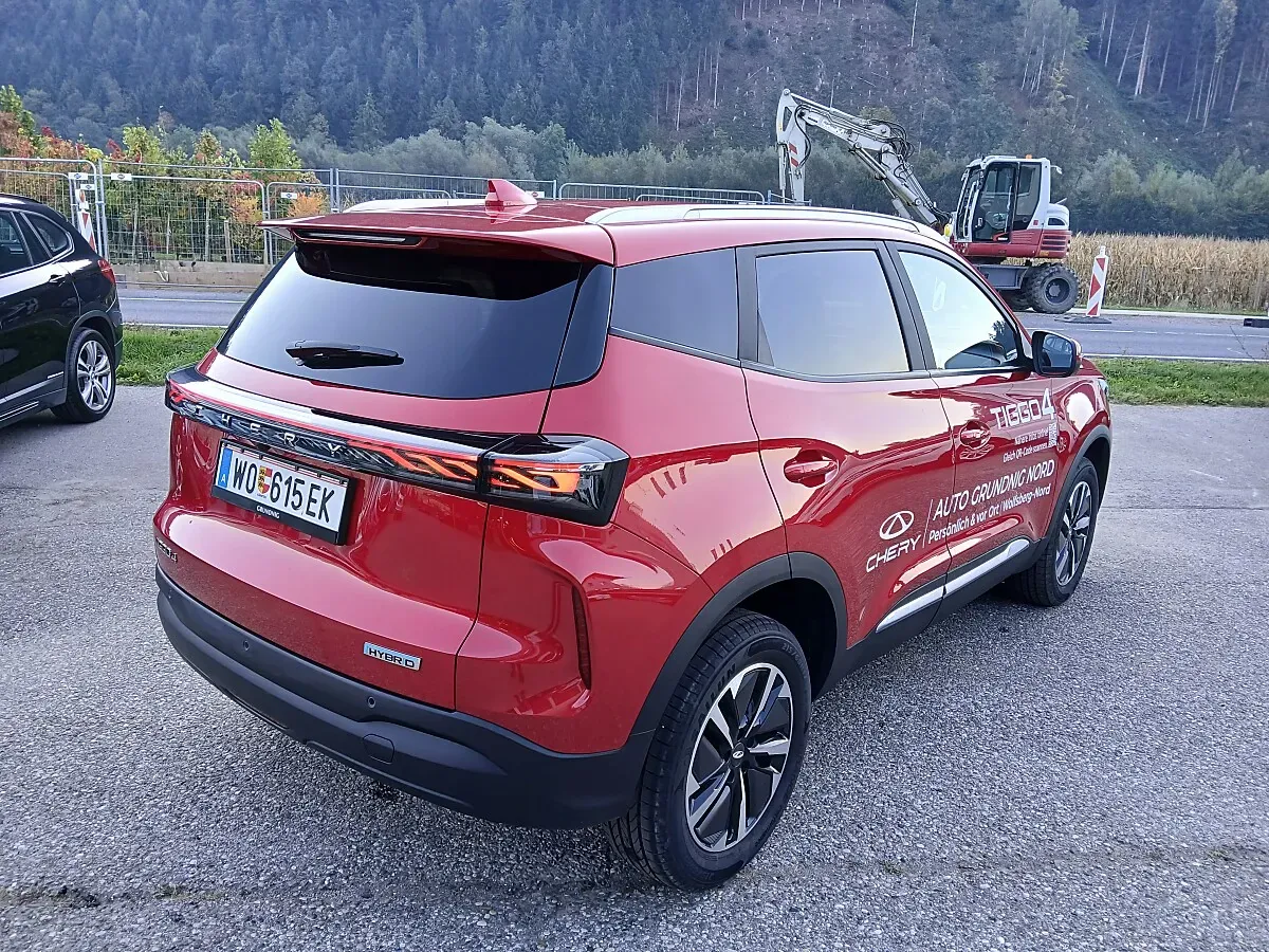 Chery Tiggo 4 2026 photo 3