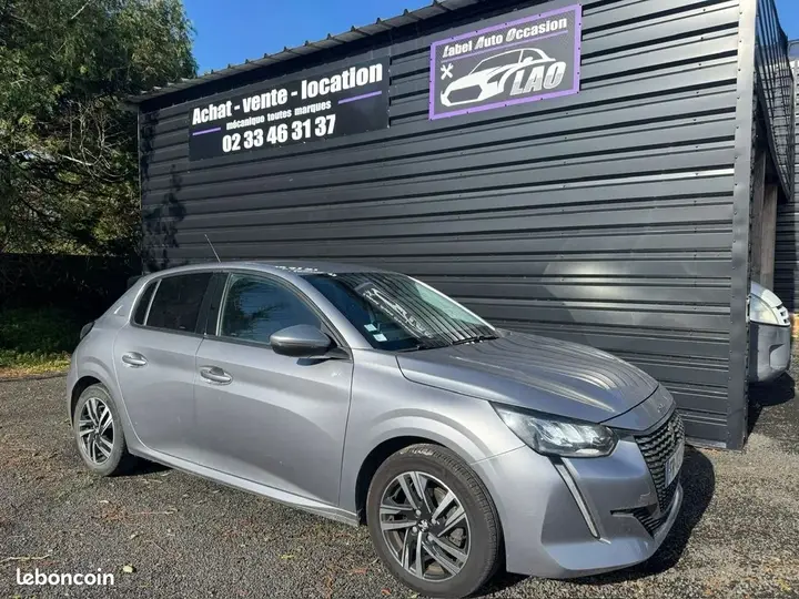 Peugeot 208