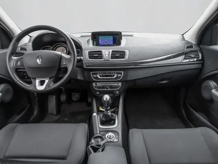 Renault Mégane 2010 photo 3