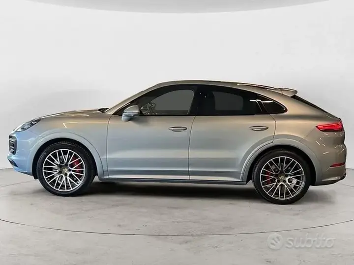 Porsche Cayenne 2021 photo 2
